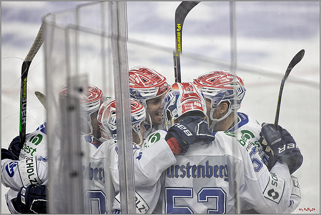 PENNY DEL;  Kölner Haie - Schwenninger Wild Wings; Köln, 06.12.2022